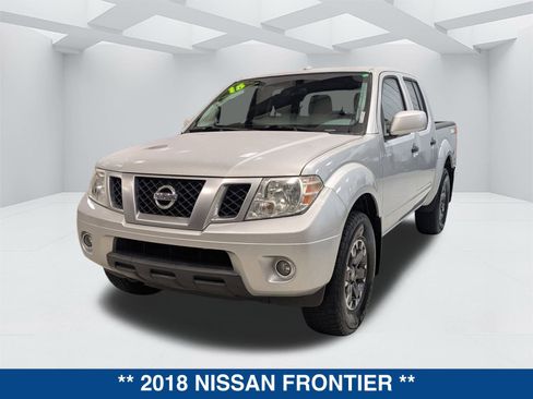 Used 2018 Nissan Frontier PRO-4X image 7