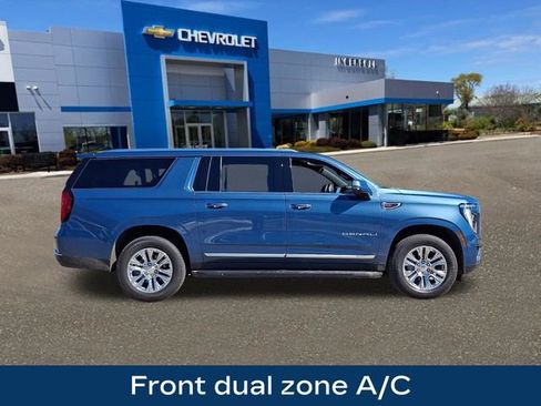 Used 2025 GMC Yukon XL Denali w/ LPO, Floor Liner Package image 10