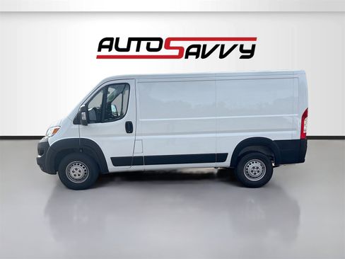 Used 2025 RAM ProMaster 2500 w/ U-Haul Equipment Group image 4