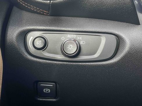 Used 2019 Chevrolet Blazer Premier w/ Sun and Wheels Package image 48