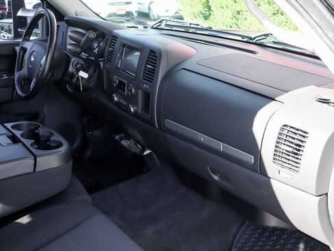 Used 2013 Chevrolet Silverado 1500 LT image 37