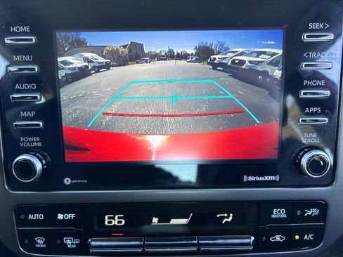 Used 2021 Toyota Prius FWD image 25
