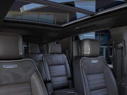 New 2026 GMC Yukon Denali Ultimate AWD/4WD image 24