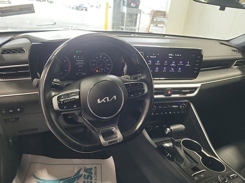 Used 2023 Kia K5 GT-Line image 9