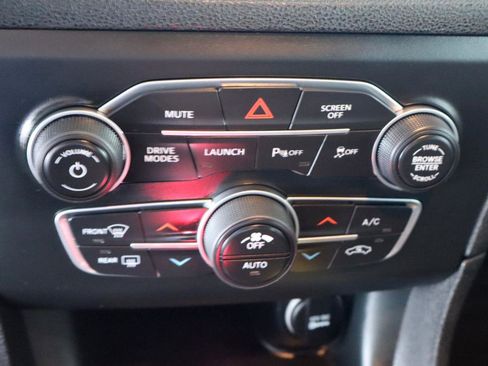 Used 2019 Dodge Charger Scat Pack RWD image 20
