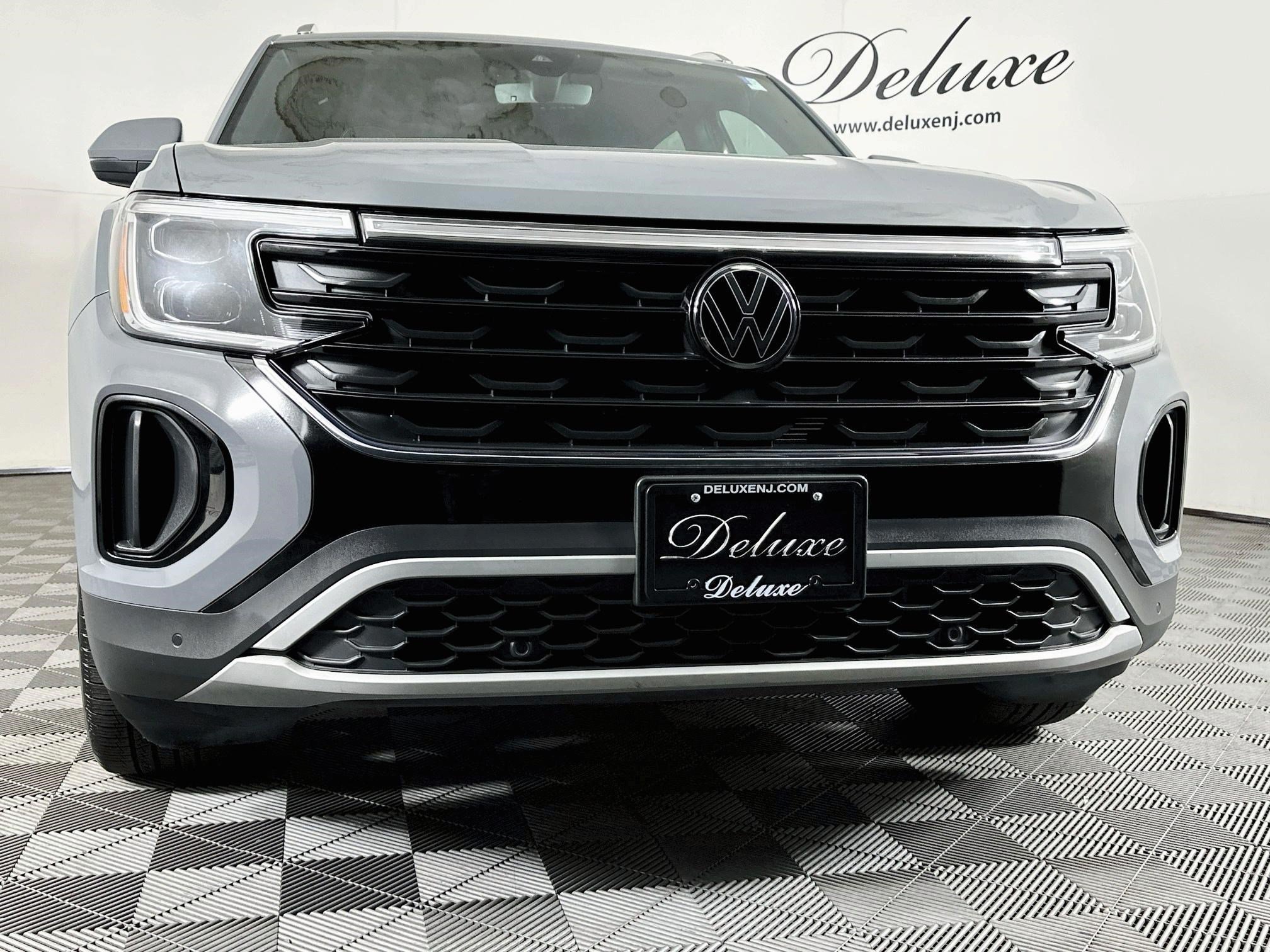 Used 2025 Volkswagen Atlas Cross Sport SE w/ Panoramic Sunroof Package AWD/4WD image 30