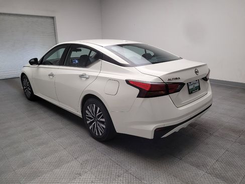 Used 2025 Nissan Altima 2.5 SV FWD image 5