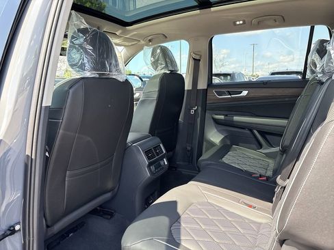 New 2025 Volkswagen Atlas SEL Premium R-Line image 13