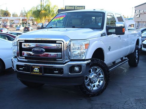 Used 2015 Ford F350 Lariat w/ Lariat Ultimate Package image 2