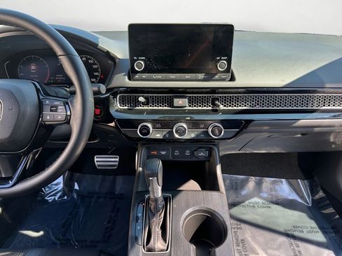 Certified 2025 Honda Civic Sport image 17