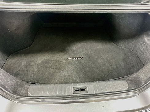 Used 2025 Nissan Sentra S FWD image 27