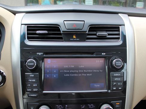 Used 2015 Nissan Altima 3.5 SL FWD image 9