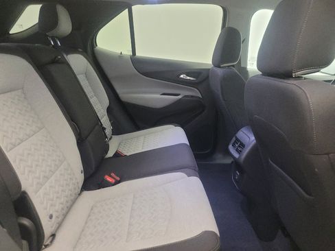 Used 2023 Chevrolet Equinox LT AWD/4WD image 19