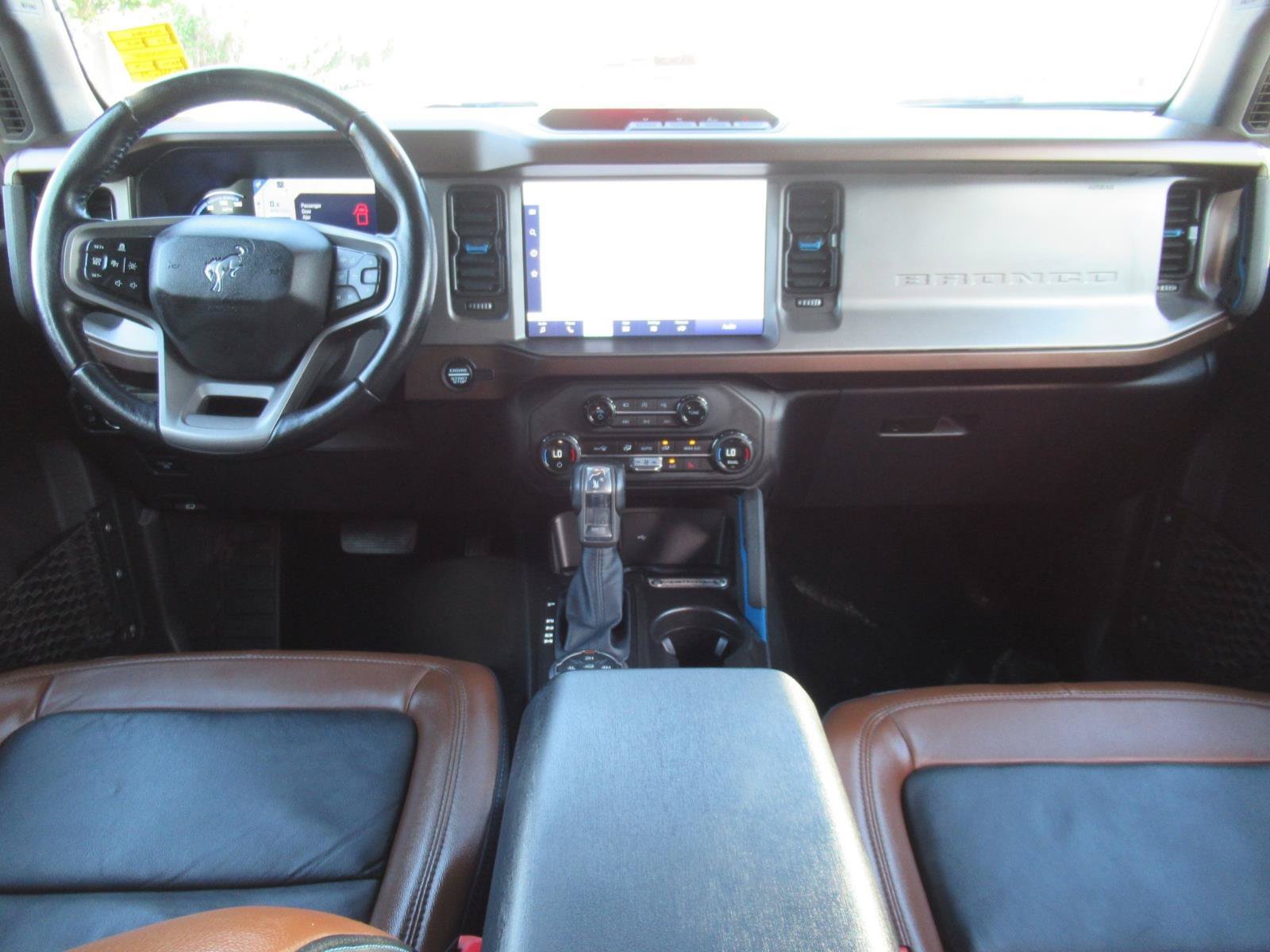 Used 2023 Ford Bronco Outer Banks AWD/4WD image 12