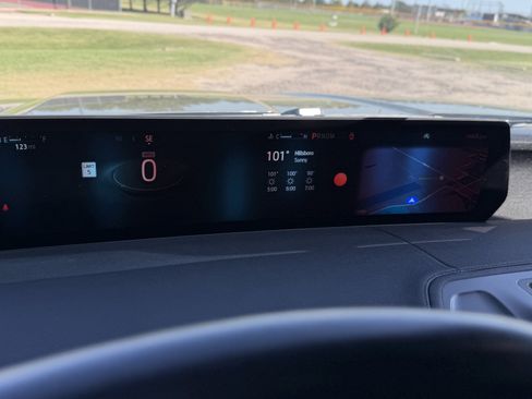 Used 2025 Ford Expedition Tremor AWD/4WD image 44