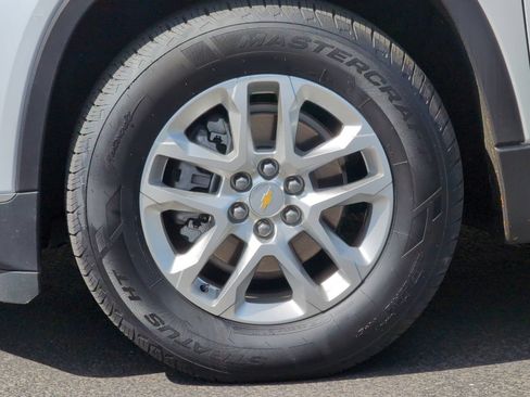 Used 2021 Chevrolet Traverse LT w/ LPO, Cargo Package AWD/4WD image 26