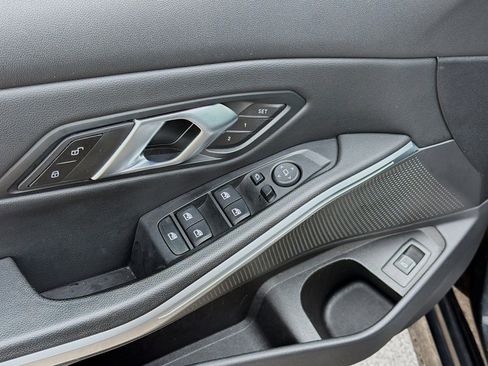 Used 2024 BMW 330i Sedan image 22