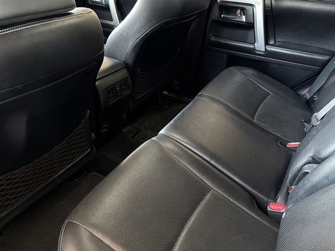 Used 2014 Toyota 4Runner Limited AWD/4WD image 12