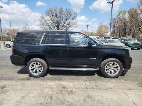 Used 2017 GMC Yukon SLT w/ Open Road Package image 9