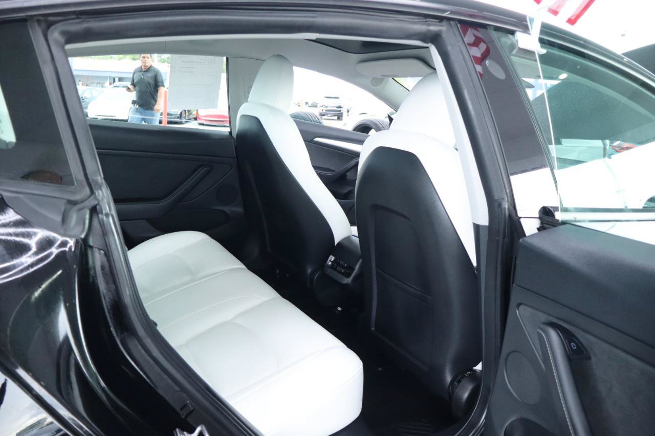 Used 2023 Tesla Model 3 Standard Range RWD image 32