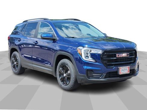 Used 2023 GMC Terrain SLE w/ Driver Convenience Package AWD/4WD image 1