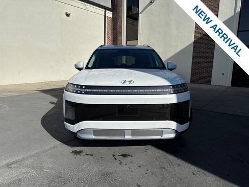 Used 2026 Hyundai Ioniq 9 SEL AWD/4WD image 2