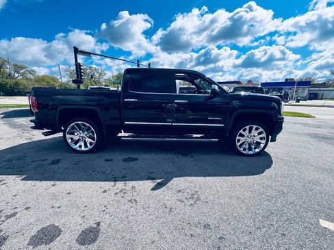 Used 2017 GMC Sierra 1500 Denali AWD/4WD image 16