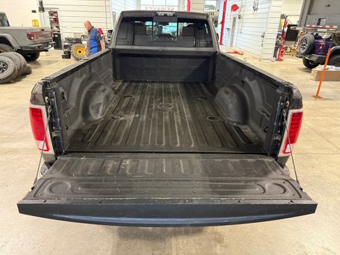Used 2016 RAM 2500 Laramie AWD/4WD image 31