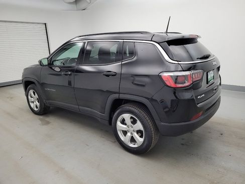 Used 2018 Jeep Compass Latitude w/ Safe & Security Group AWD/4WD image 3