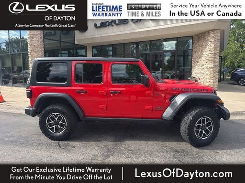 Used 2024 Jeep Wrangler Rubicon image 2