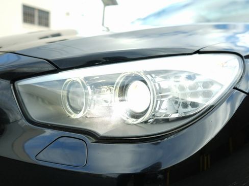 Used 2016 BMW 535i Gran Turismo xDrive image 8