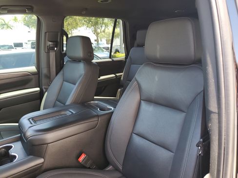 Used 2023 Chevrolet Tahoe LT AWD/4WD image 21