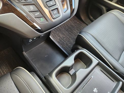 Used 2026 Honda Odyssey Elite image 21