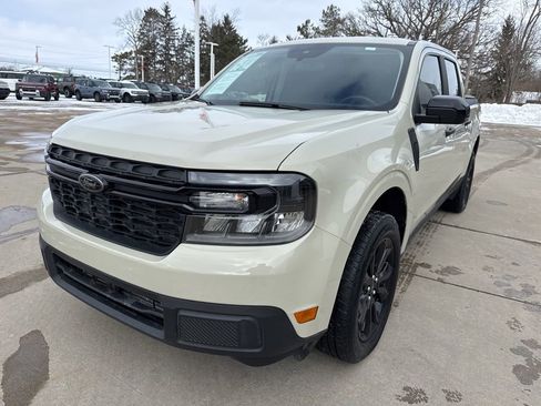 Used 2024 Ford Maverick XLT w/ XLT Luxury Package image 2