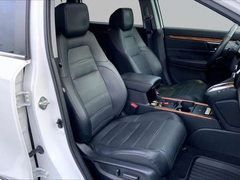 Used 2020 Honda CR-V Touring image 9