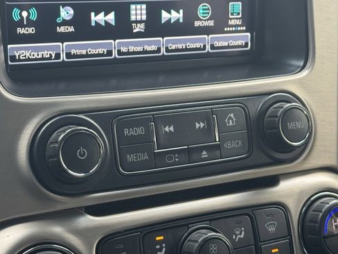 Used 2019 GMC Yukon XL Denali w/ Open Road Package image 24