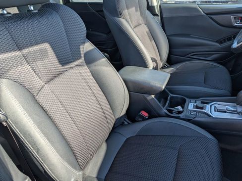 Used 2023 Subaru Forester Premium image 22