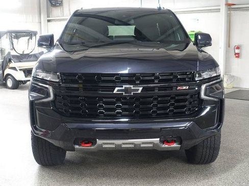 Used 2023 Chevrolet Tahoe Z71 w/ Luxury Package AWD/4WD image 2