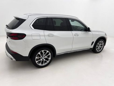 Certified 2026 BMW X5 xDrive40i w/ Climate Comfort Package AWD/4WD image 6