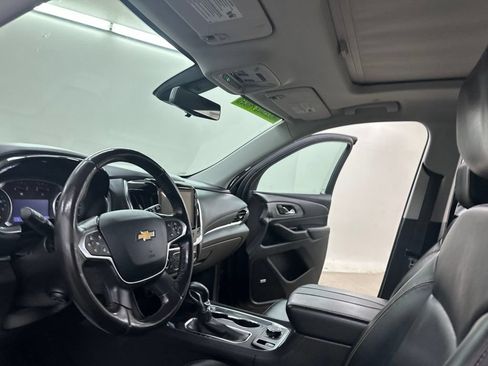 Used 2021 Chevrolet Traverse Premier w/ Redline Edition AWD/4WD image 34