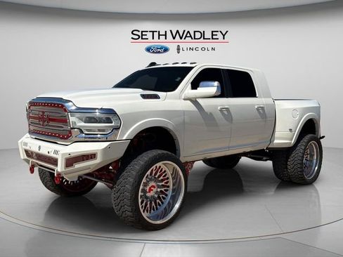 Used 2019 RAM 3500 Laramie AWD/4WD image 3