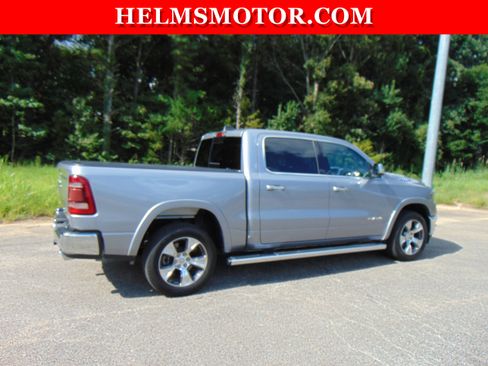 Used 2021 RAM 1500 Laramie AWD/4WD image 10