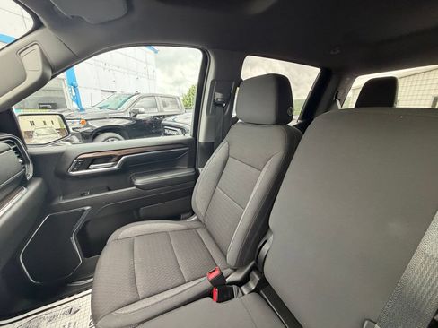 Used 2024 Chevrolet Silverado 1500 LT AWD/4WD image 20