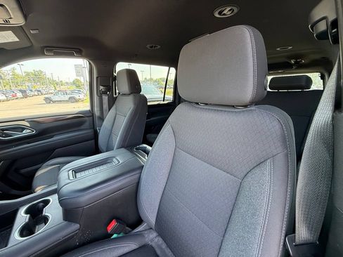 Used 2024 GMC Yukon XL SLE w/ Max Trailering Package AWD/4WD image 13