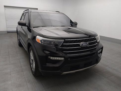 Used 2021 Ford Explorer XLT w/ Equipment Group 202A image 14