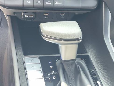 New 2026 Hyundai Elantra SE FWD image 16