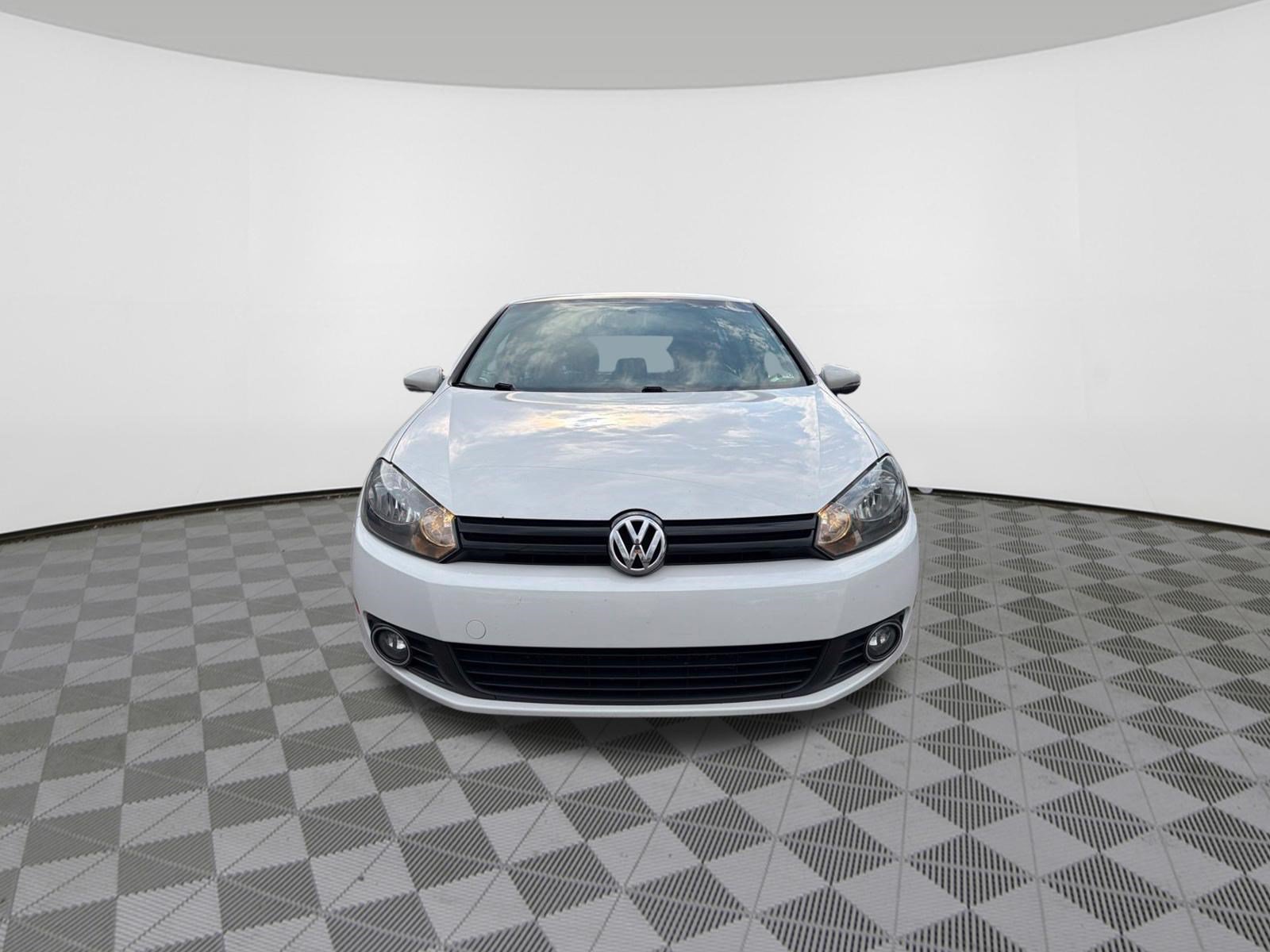 Used 2014 Volkswagen Golf TDI FWD image 2