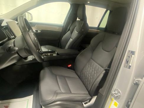 Used 2025 Volvo XC90 B6 Plus AWD/4WD image 11