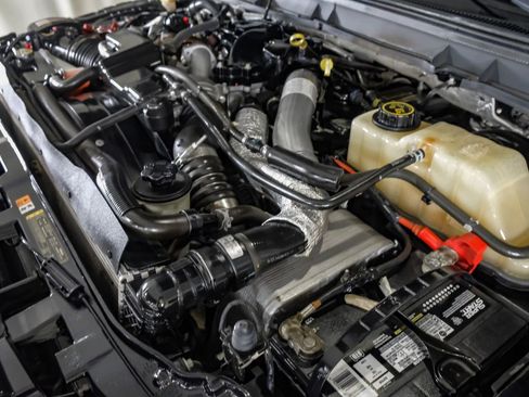 Used 2016 Ford F250 Platinum w/ FX4 Off-Road Package image 49