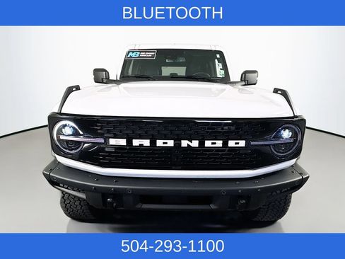 Used 2025 Ford Bronco Badlands AWD/4WD image 3